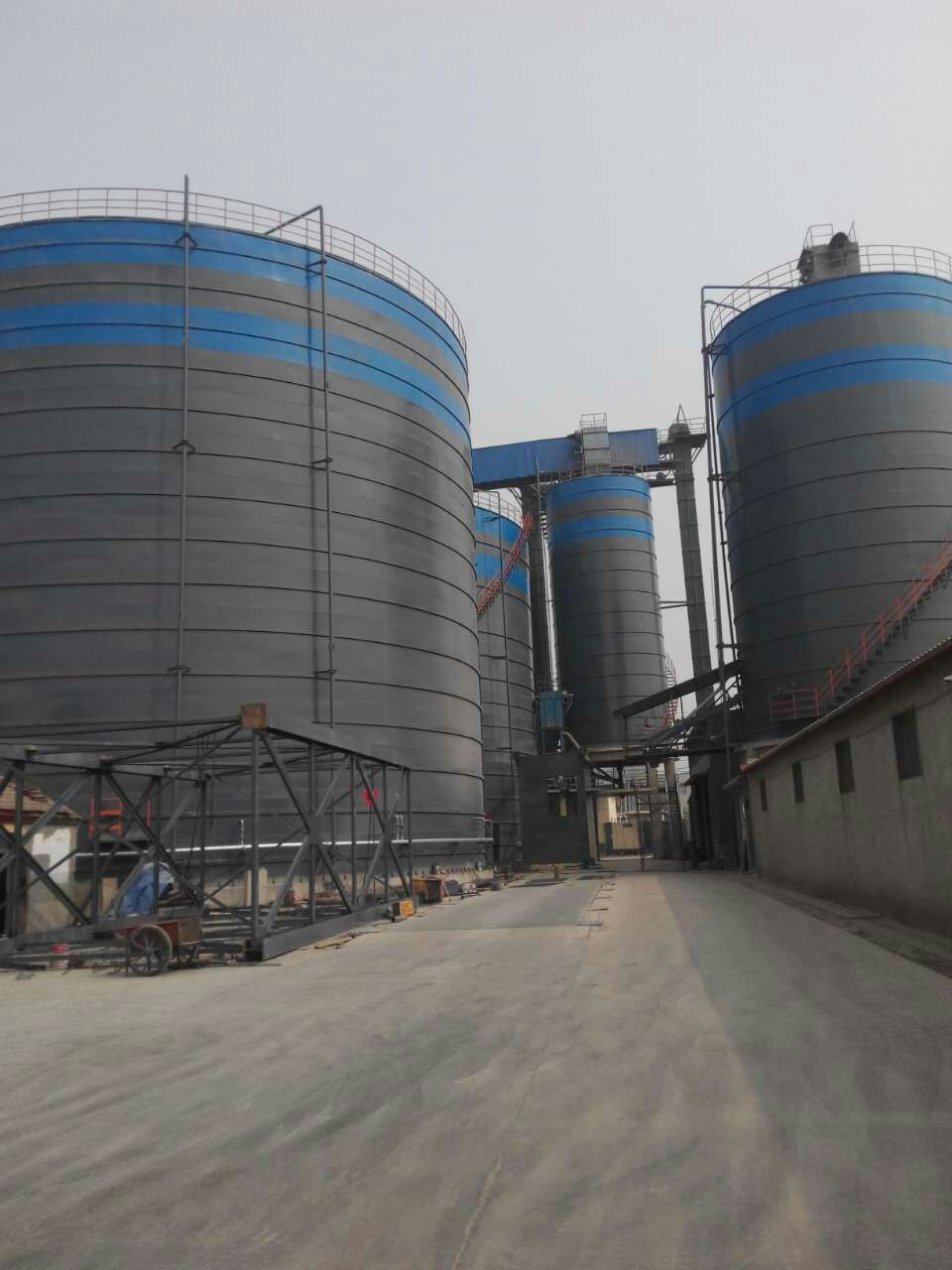 南宝镇粉煤灰储存库基础怎么建造